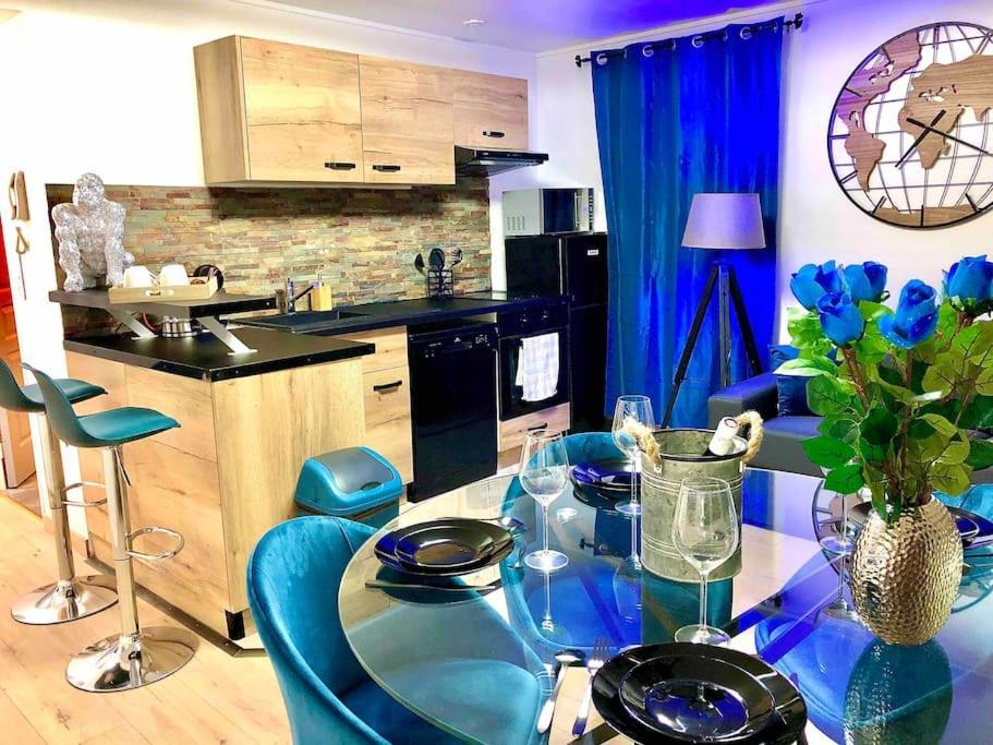 Apartment La Marbriere, Parking Gratuit, Proche Centre