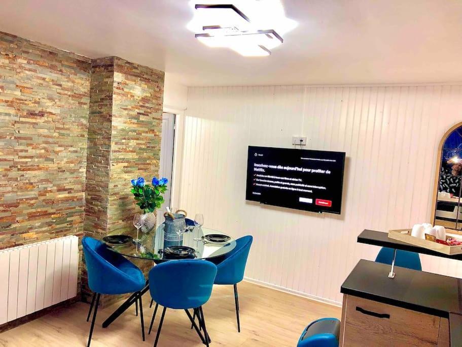 Apartment La Marbriere, Parking Gratuit, Proche Centre Sens